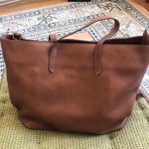 Madewell- Zip Top Transport Leather Carryall